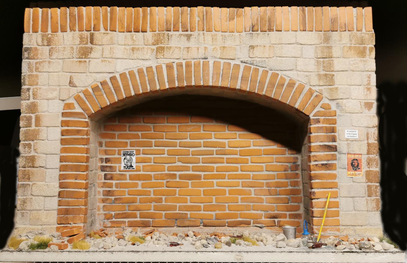 Arcaden-Wand Bausatz aus Sandstein und Ziegeln