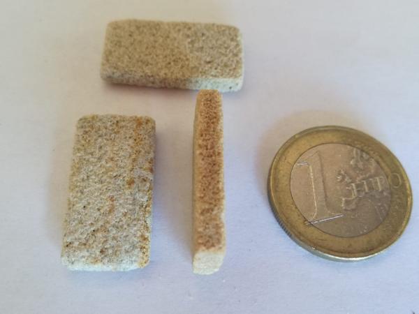 M-ATYP Sandsteinplättchen 25 x 12,5 x 4mm