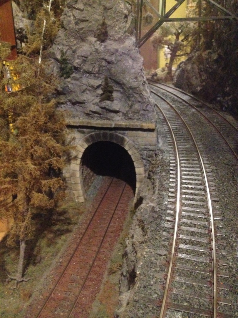 Bild No.13 Tunnelportal
